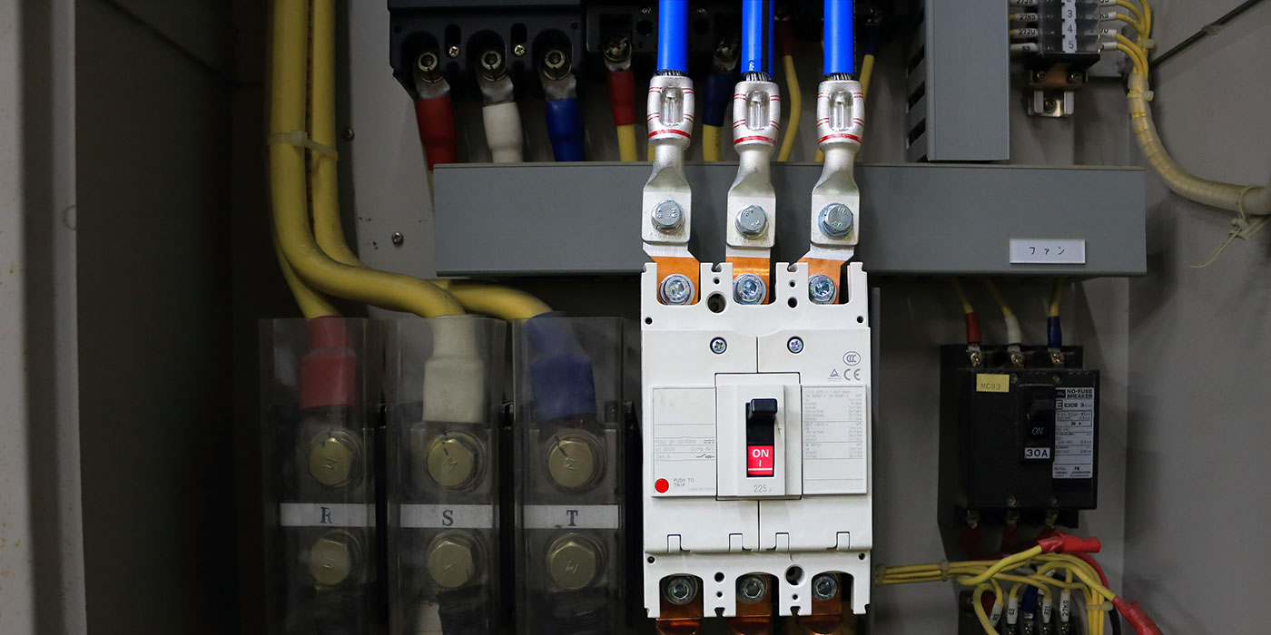 低圧アルミ電線⽤圧着端⼦